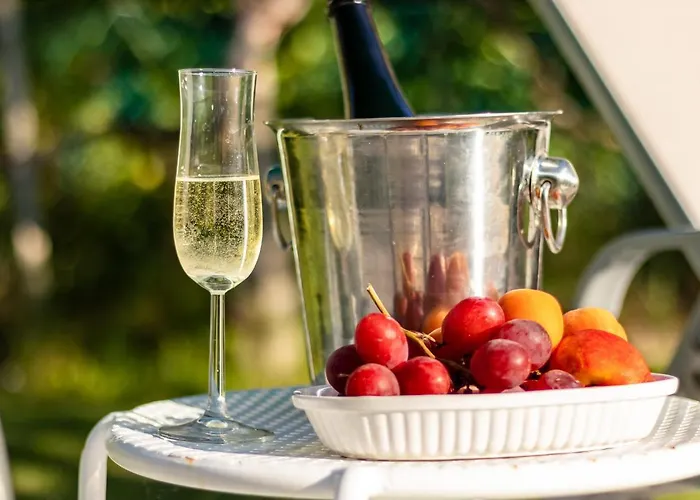 House Garden Loft فندق مبيت وإفطار Baricella