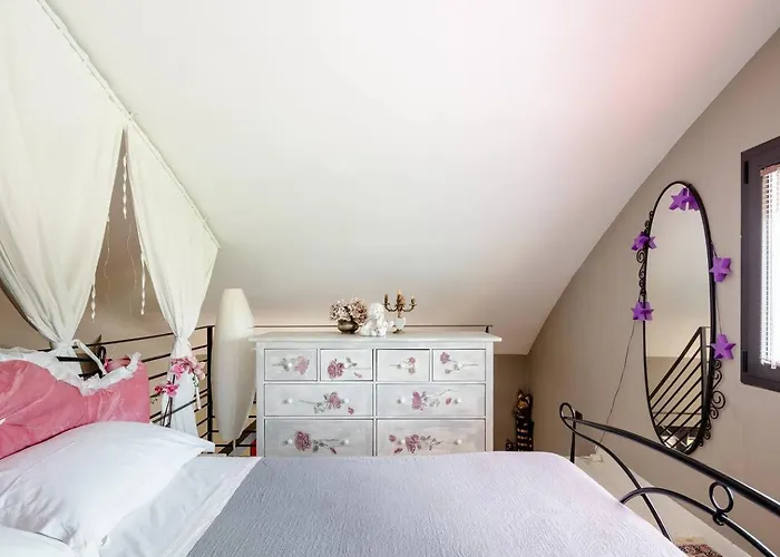 فندق مبيت وإفطار House Garden Loft