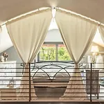 House Garden Loft *