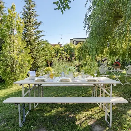 House Garden Loft לינה וארוחת בוקר Baricella