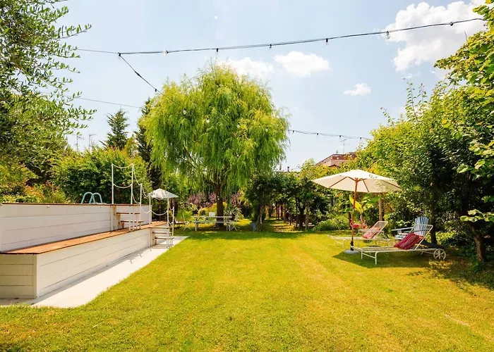 House Garden Loft לינה וארוחת בוקר Baricella